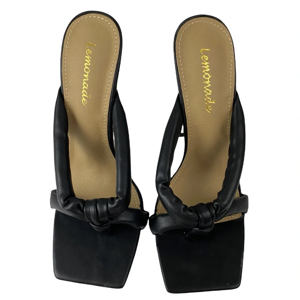 LEMONADE Loyal NWOT Black Heeled Thong Sandal - Picture 3 of 6